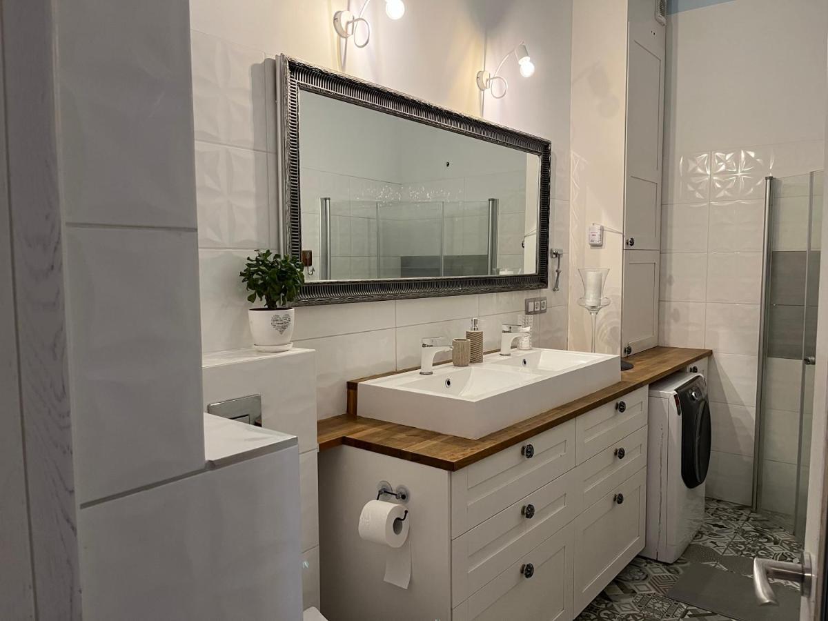 Apartament Przy Ratuszu Lägenhet Barczewo Exteriör bild